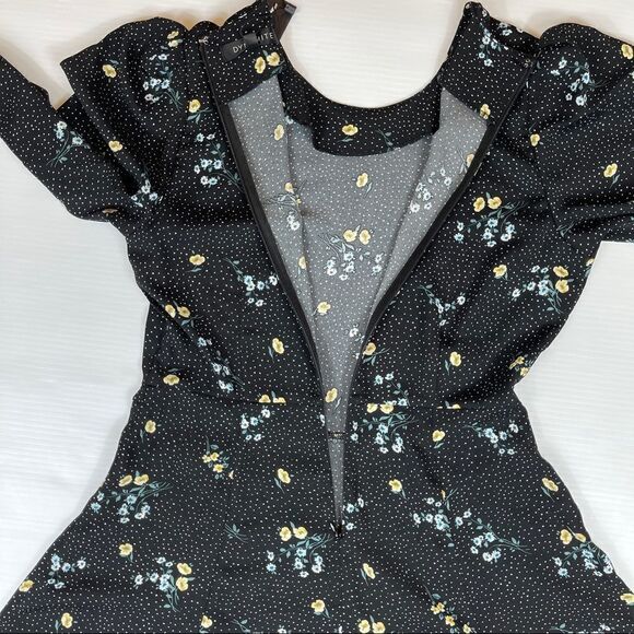 NWT Dynamite Crew Neck Flare Dress Long Sleeved Black Floral Women's Size Small - Picture 9 of 9